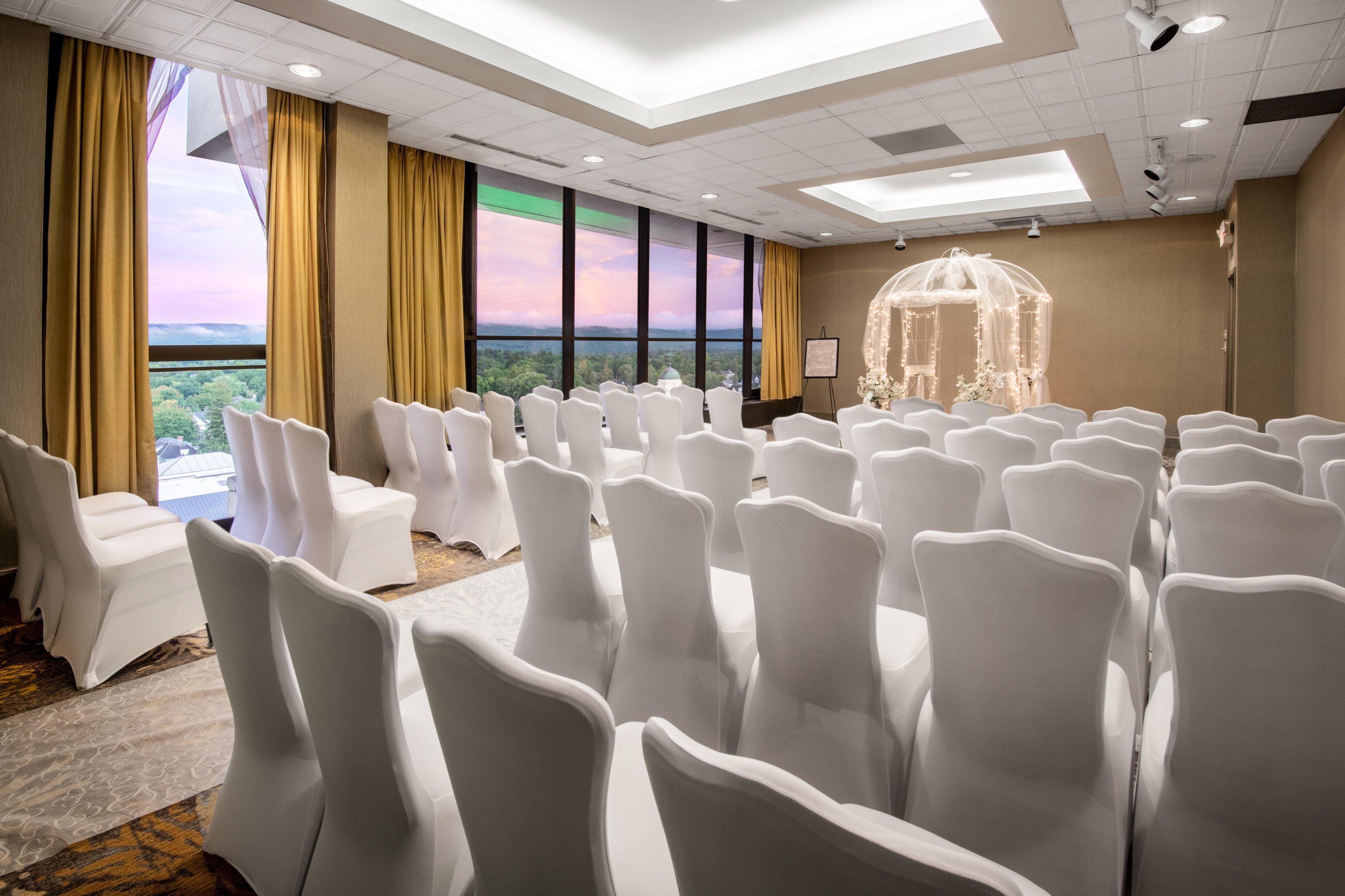Holiday Inn & Suites Pittsfield-Berkshires By Ihg Ngoại thất bức ảnh
