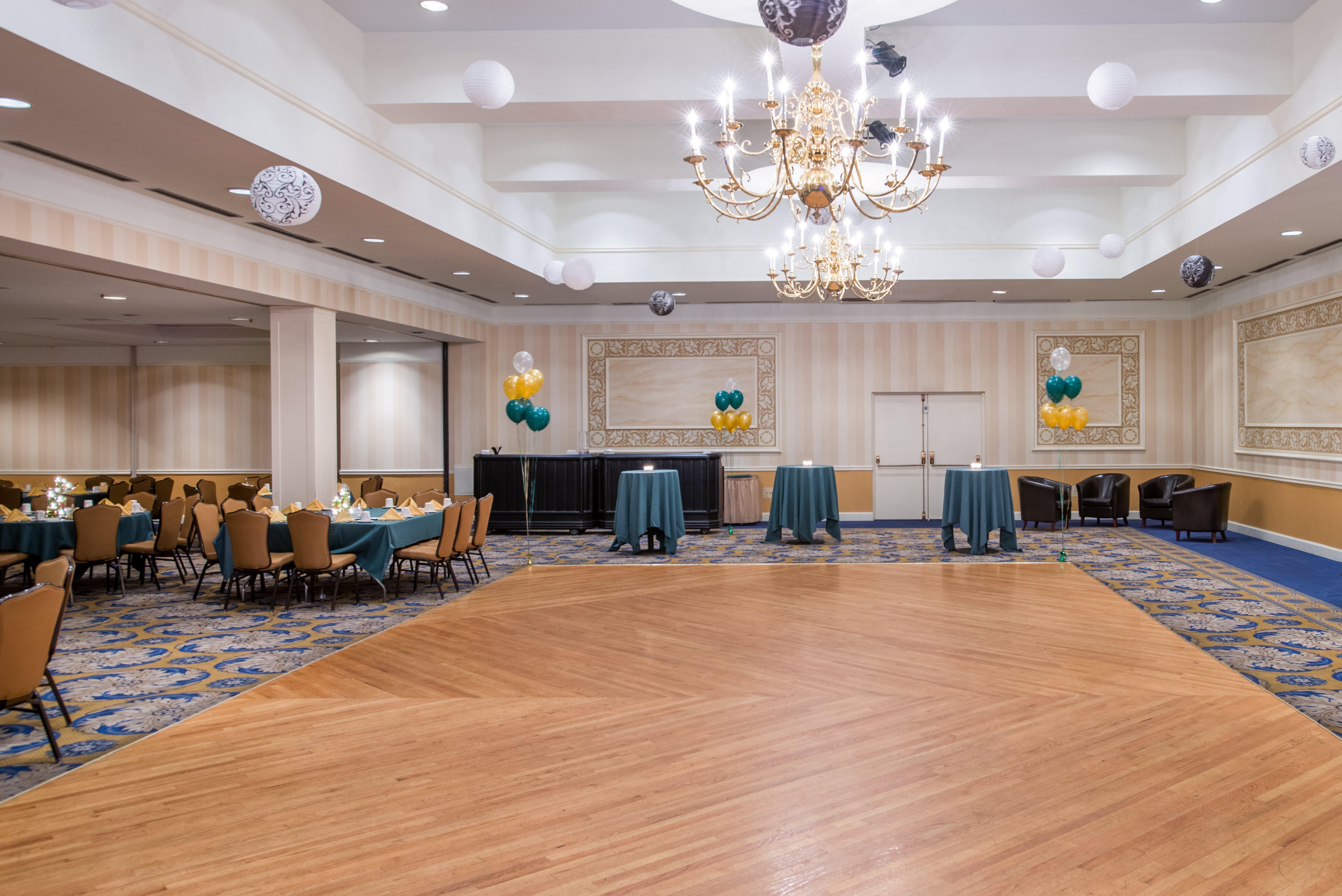 Holiday Inn & Suites Pittsfield-Berkshires By Ihg Ngoại thất bức ảnh