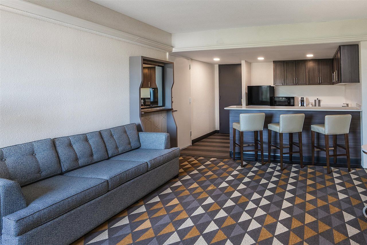 Holiday Inn & Suites Pittsfield-Berkshires By Ihg Ngoại thất bức ảnh